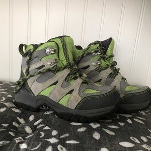 Kids unisex L.L. Bean hiking boots size 12